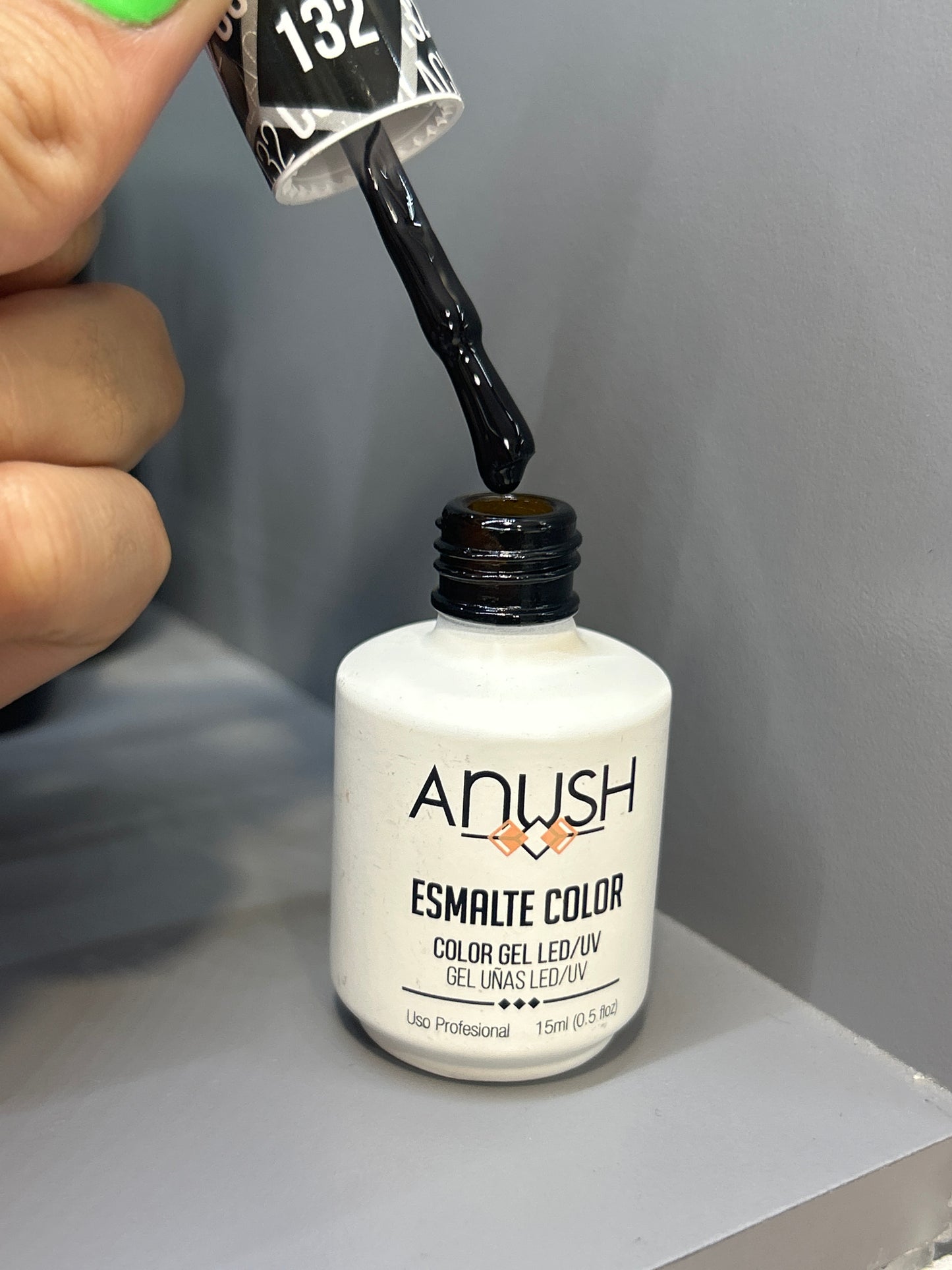 Anush 132 black