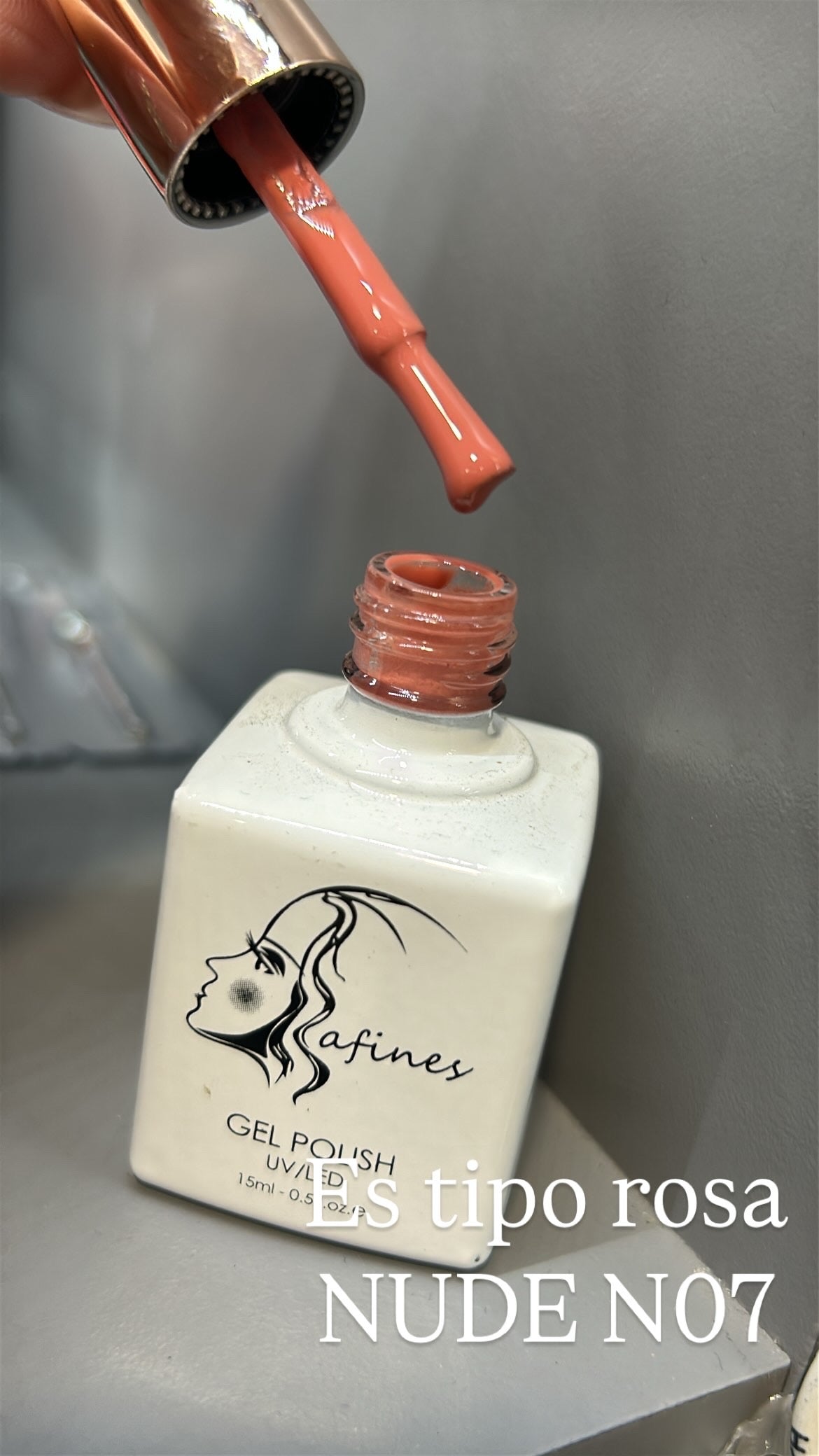 Afines N07 nude