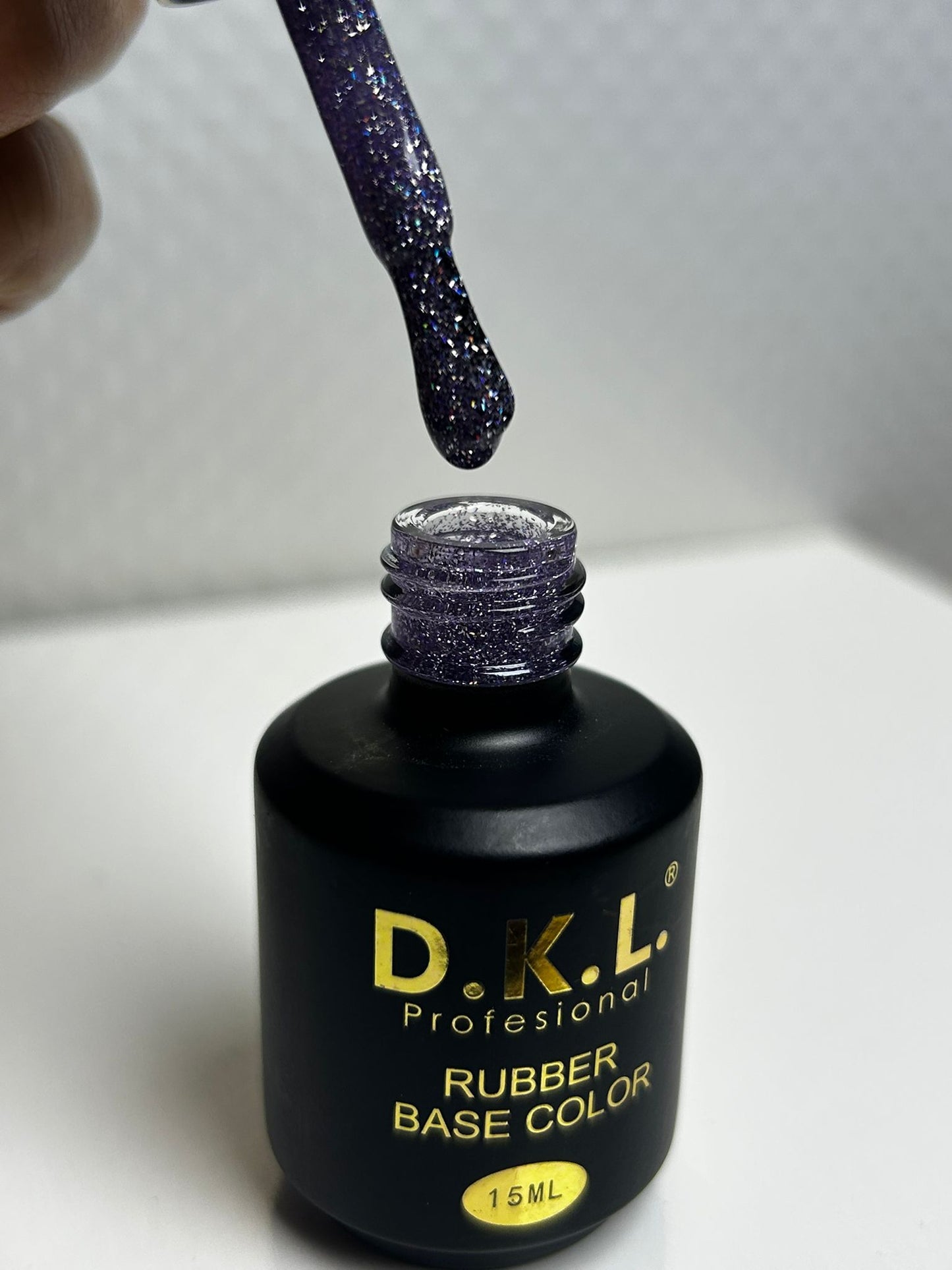 Base rubber DKL 028