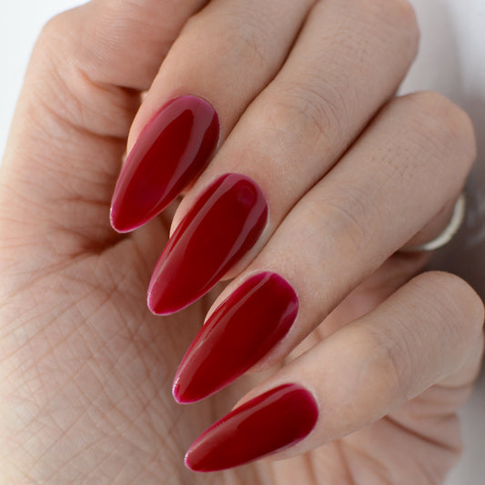 Cherry Red 15 ml Pink mask