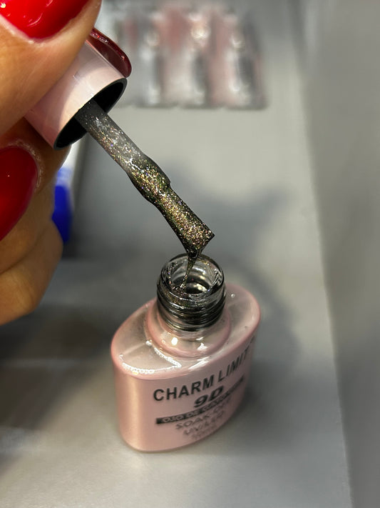 Charm limit 9D ojo de gato 34