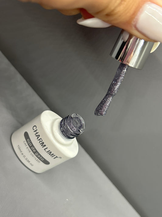 Charm limit ojo de gato 06